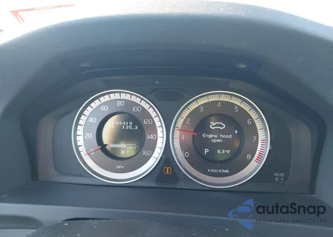 2013 Volvo S60 T5/T5 Platinum/T5 Premier/T5 Premier Plus z USA, uszkodzony, nr VIN YV1612FH5D2188633